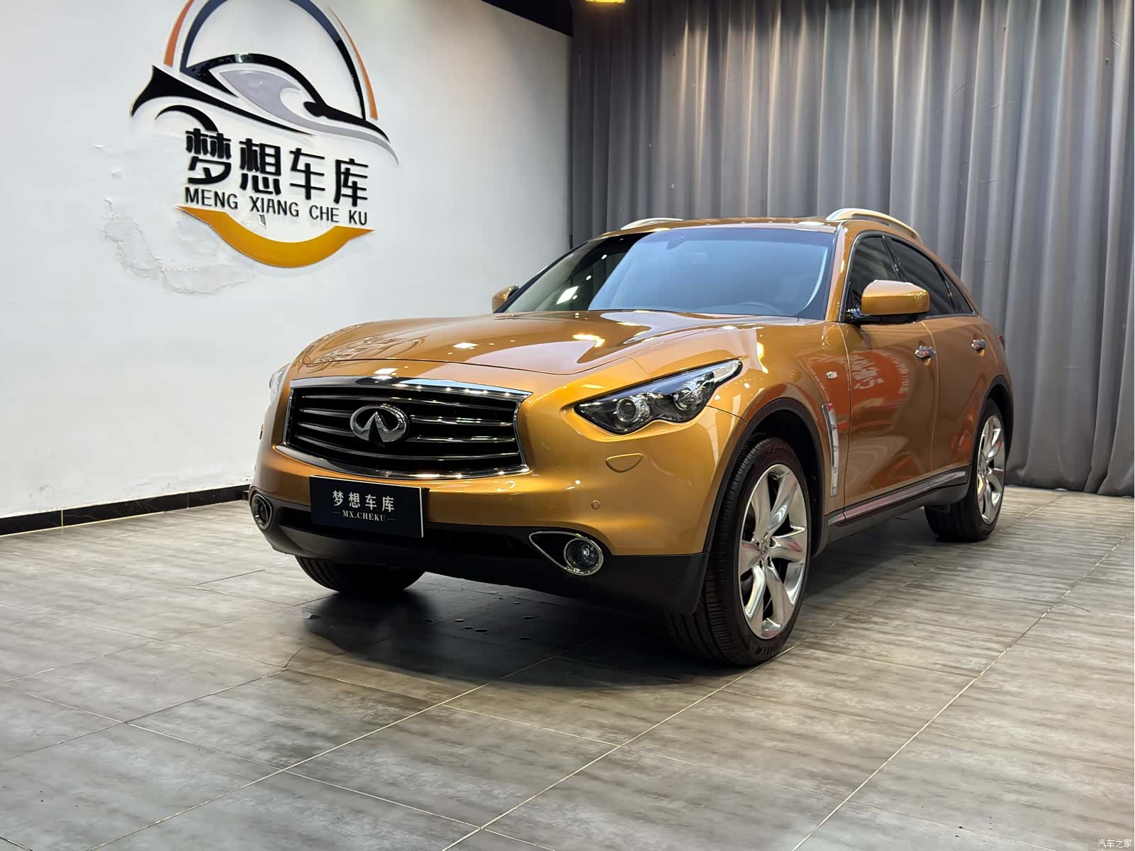 Infiniti FX37, 2013 2