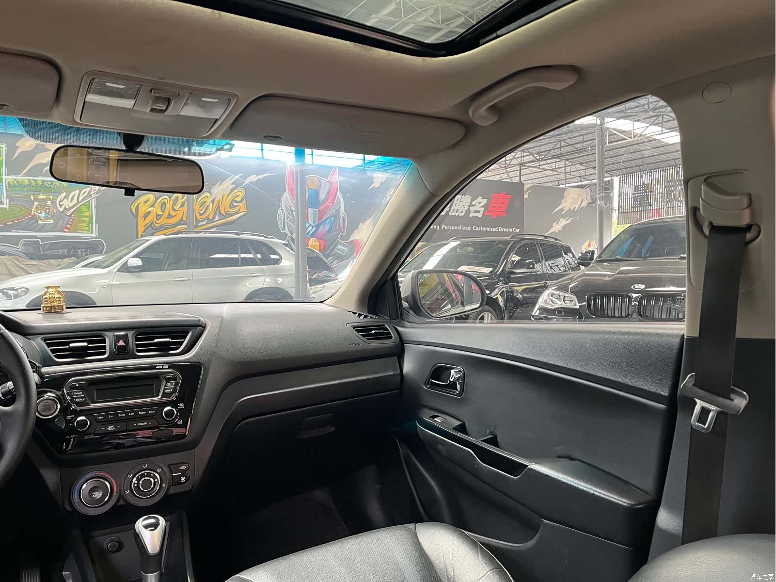 Kia K2, 2013 13