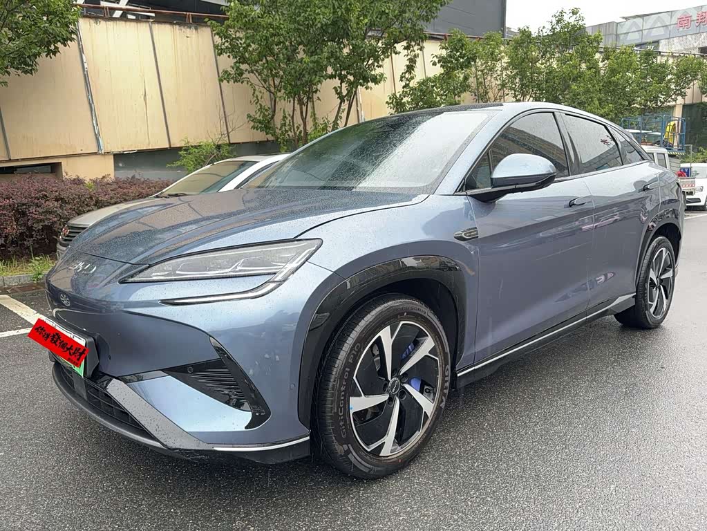 BYD 07 EV