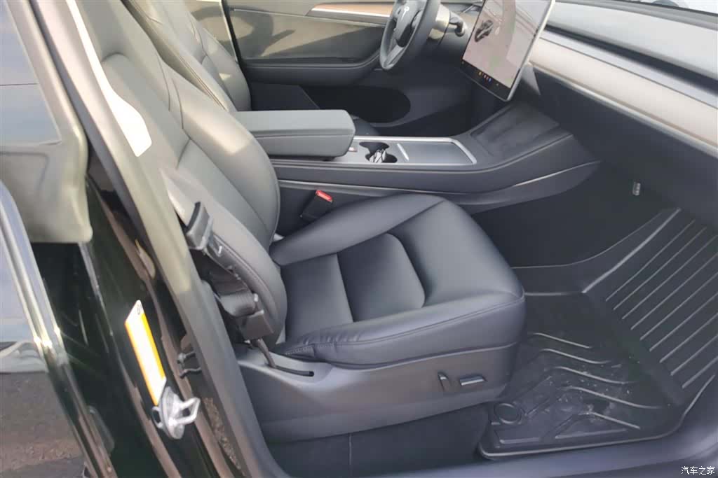 Tesla Model Y, 2021 8