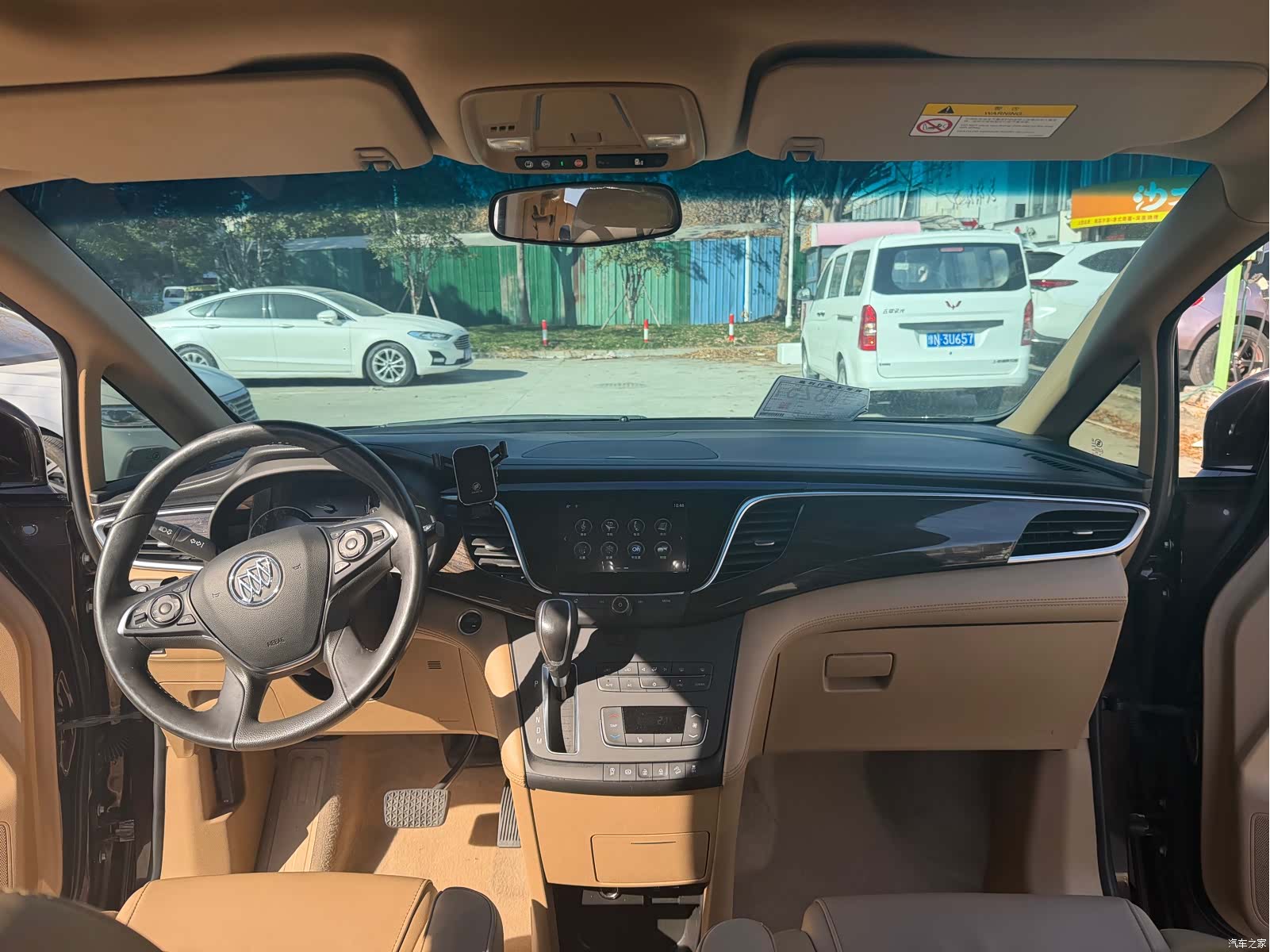 Buick GL8, 2019 9