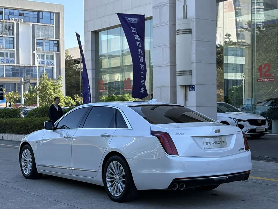 Cadillac CT6