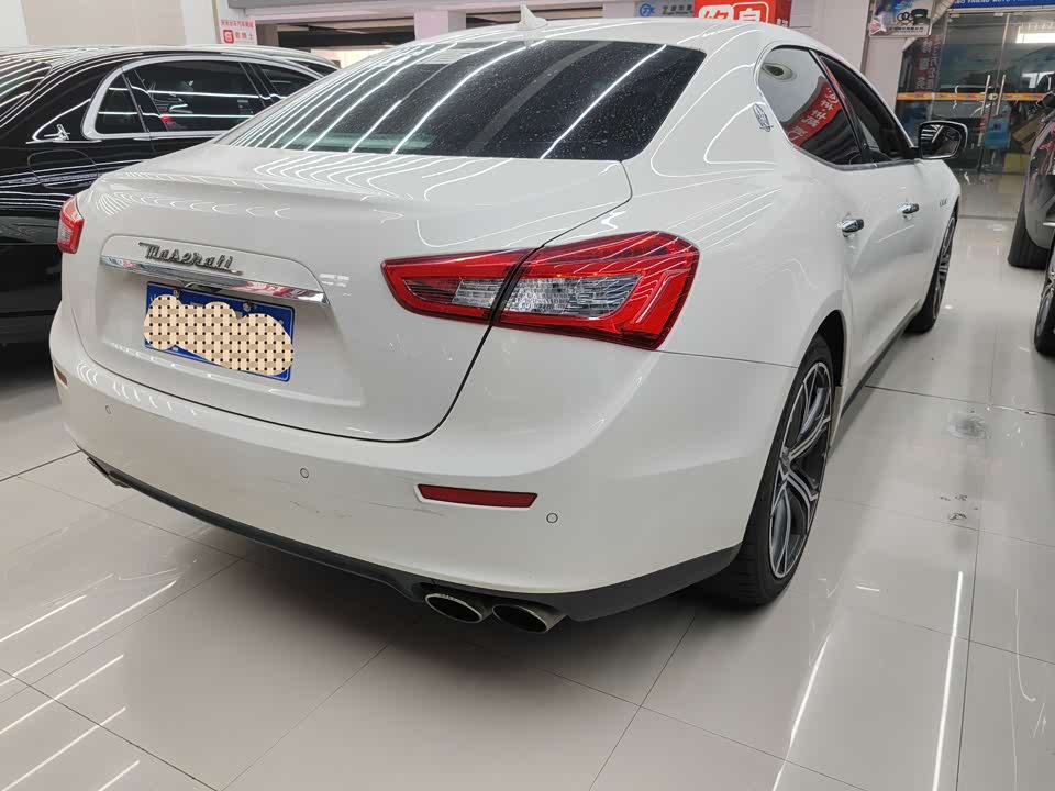 Maserati Ghibli