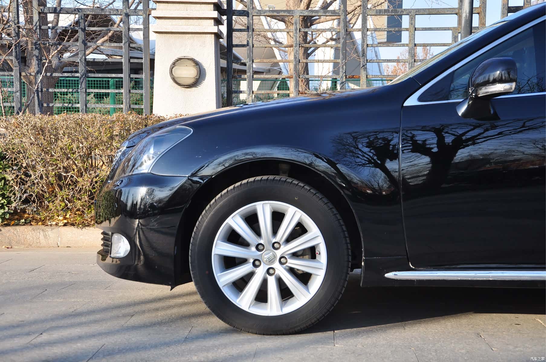 Toyota Crown, 2012 4