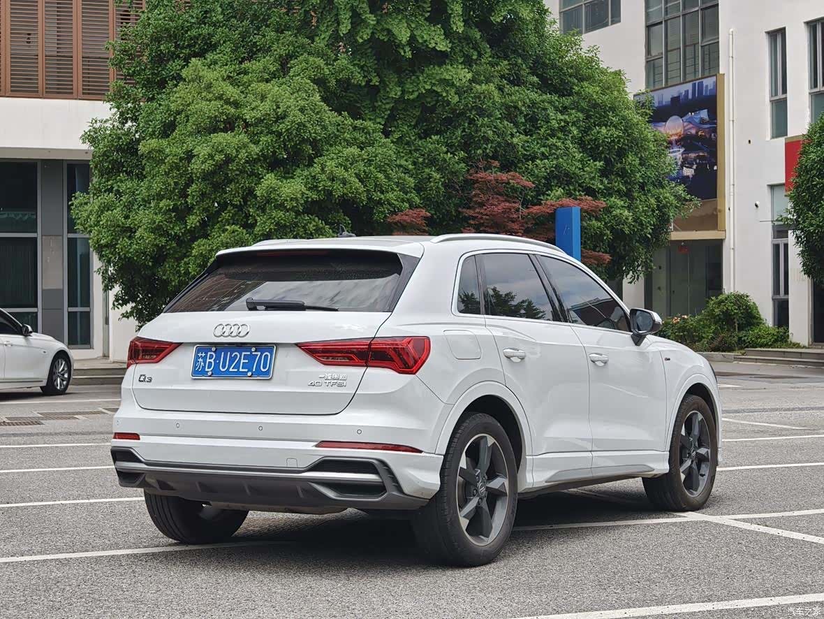 Audi Q3, 2019 все фото