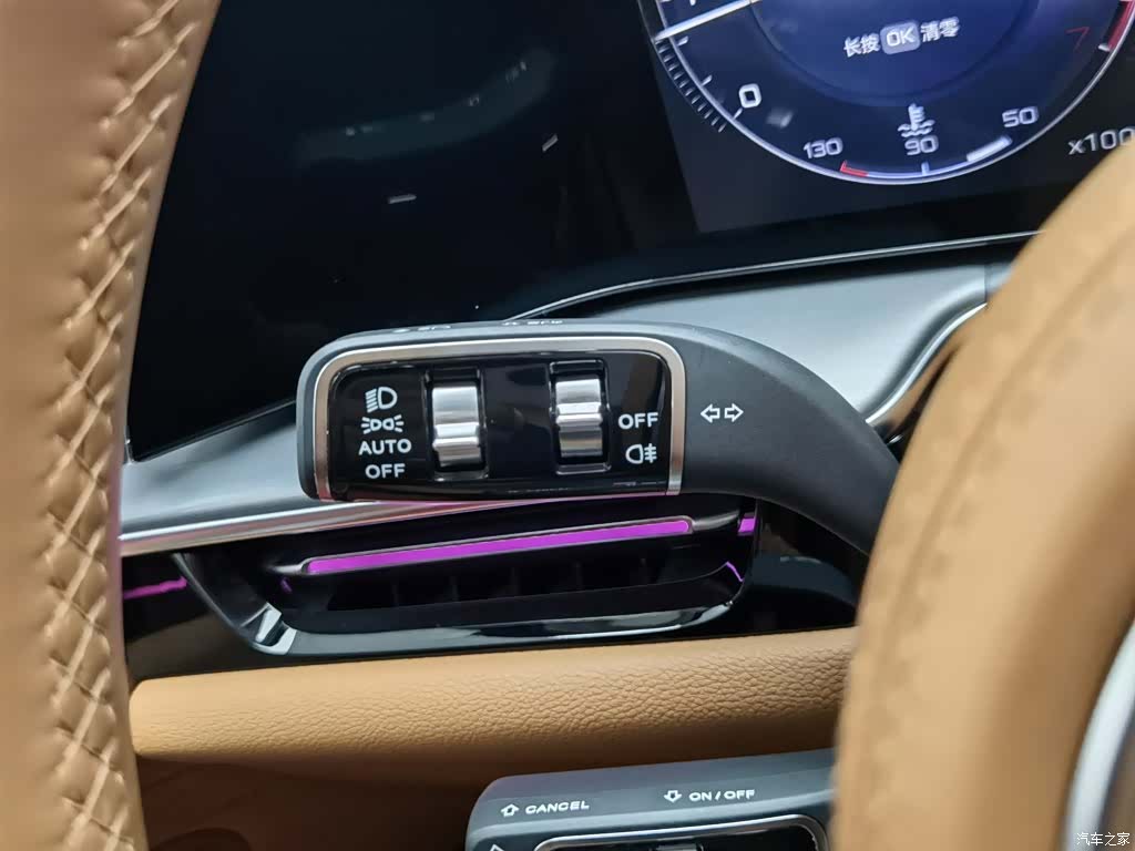 Hongqi H9, 2025 21