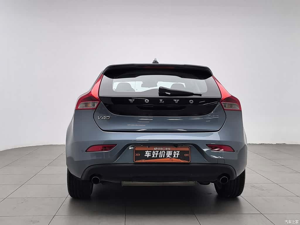 Volvo V40, 2014 4
