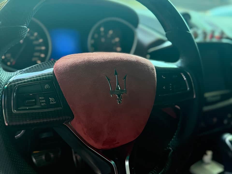 Maserati Ghibli