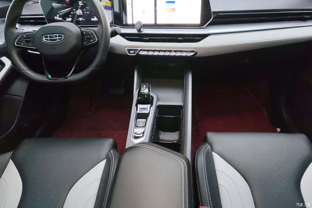 Geely Binray, 2024 16