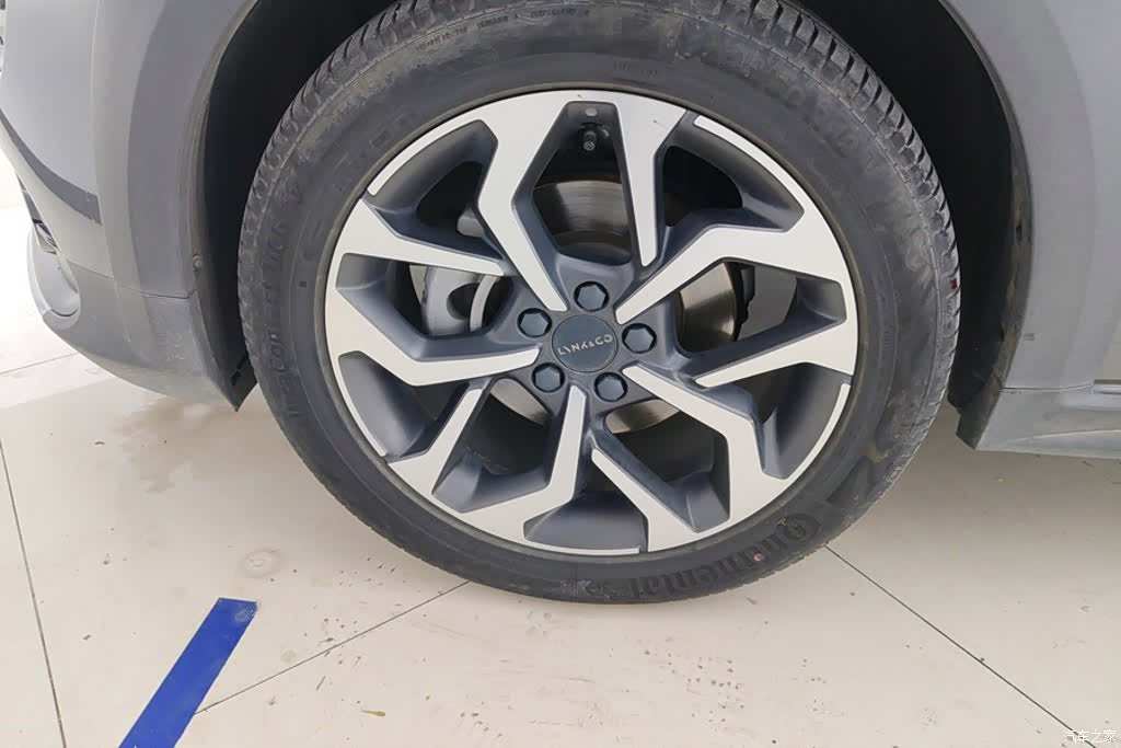Lynk & Co 01, 2020 6