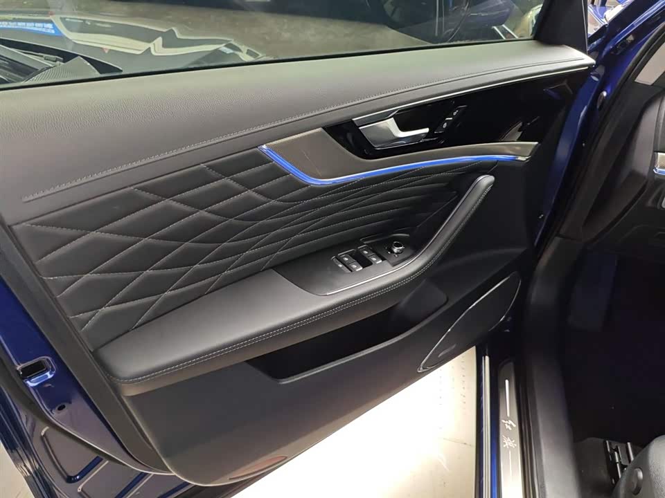 Hongqi HS5 Hongqi HS5