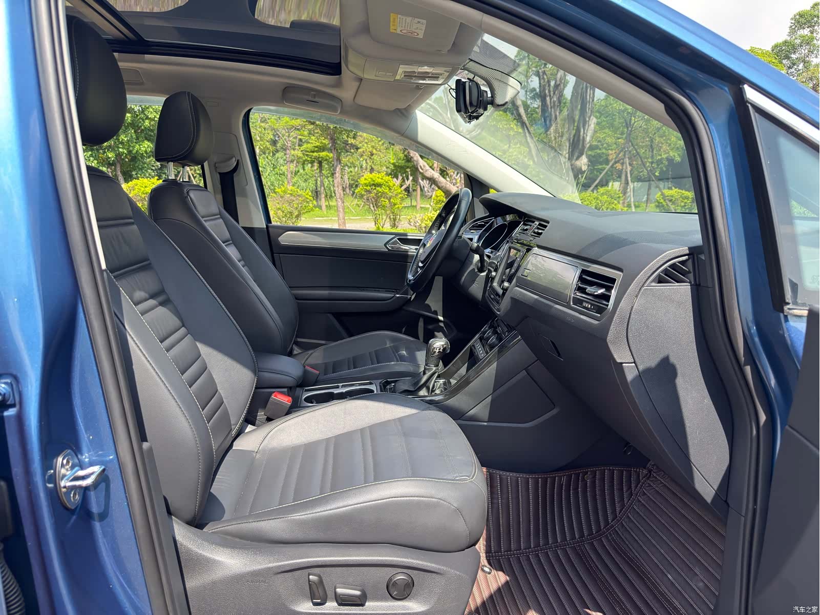 Volkswagen L, 2018 14