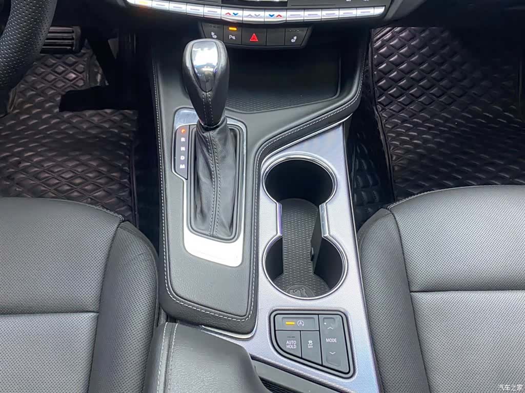 Cadillac CT4, 2023 20