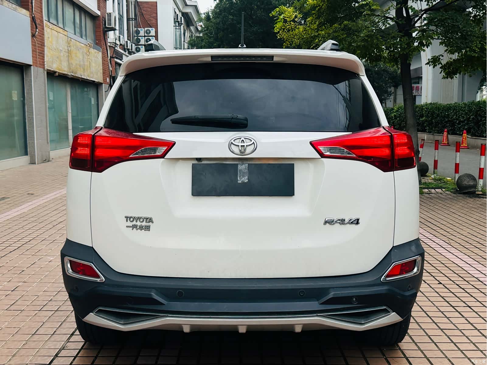 Toyota RAV4, 2014 8