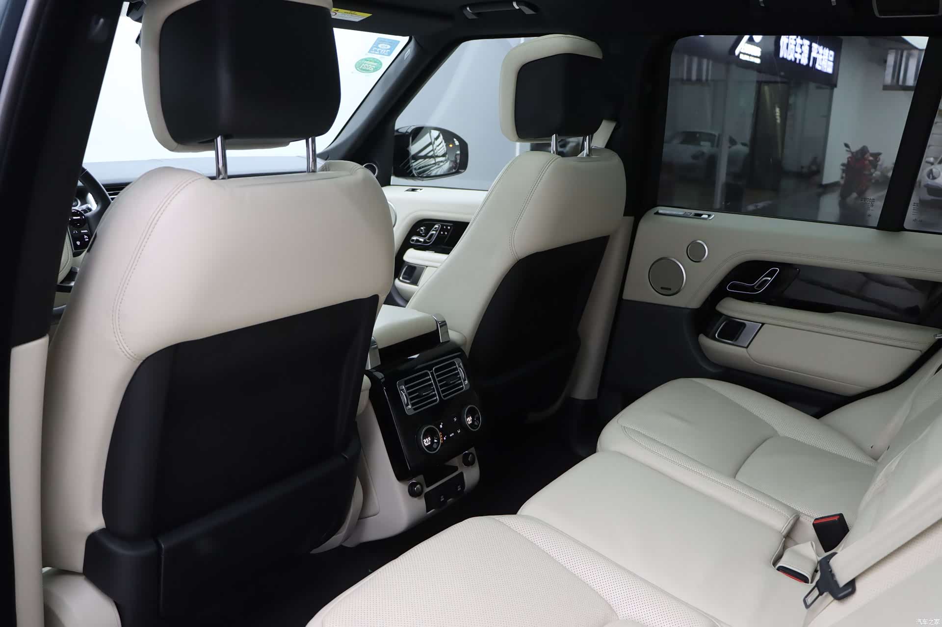 Land Rover Range Rover, 2020 25