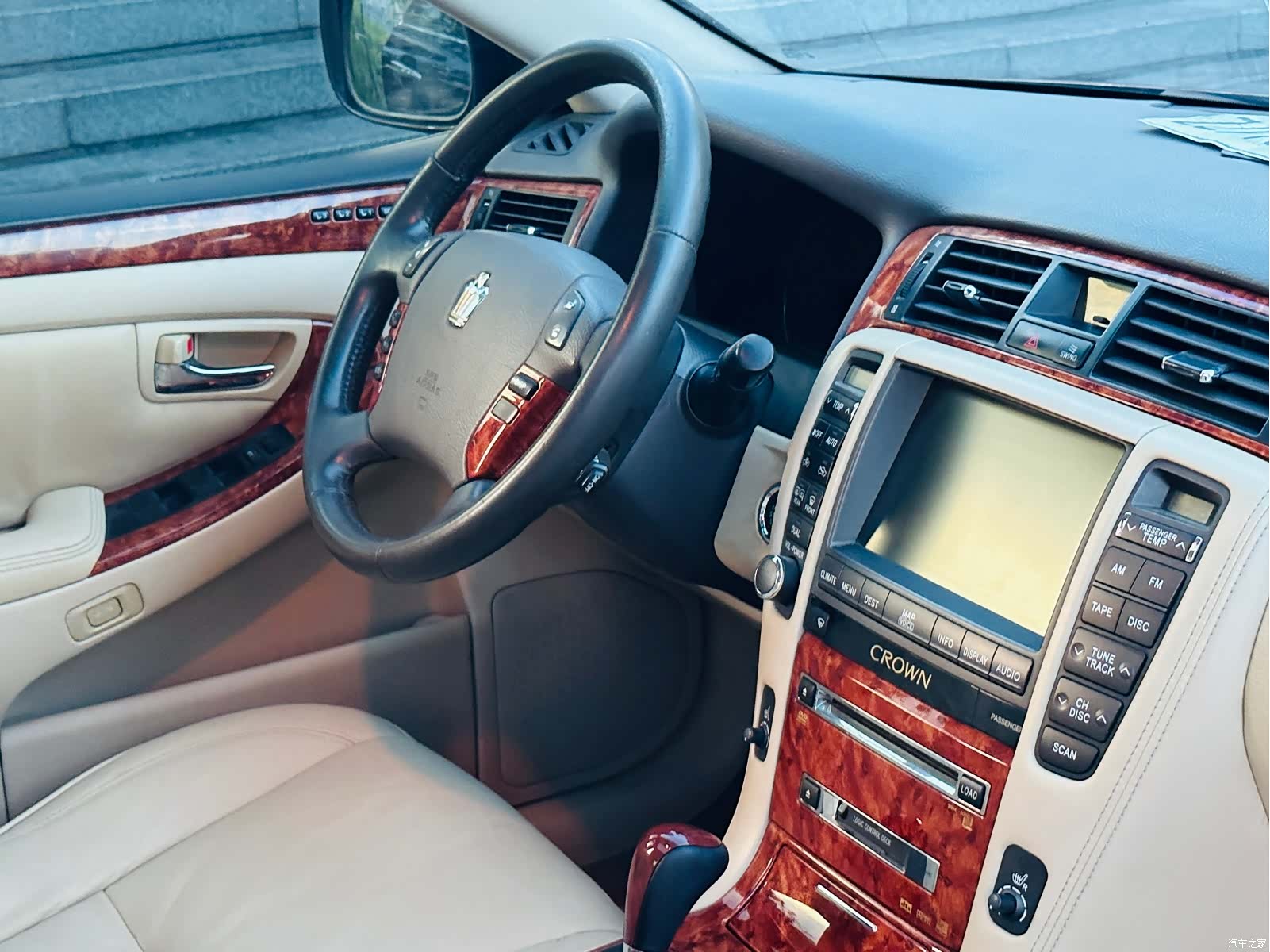 Toyota Crown, 2005 13