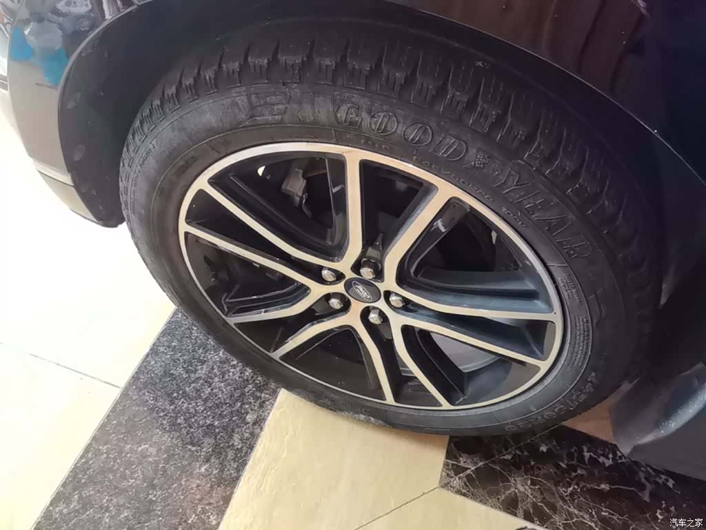 Ford Edge, 2020 23