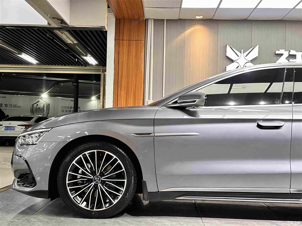 BYD Han, 2023 4