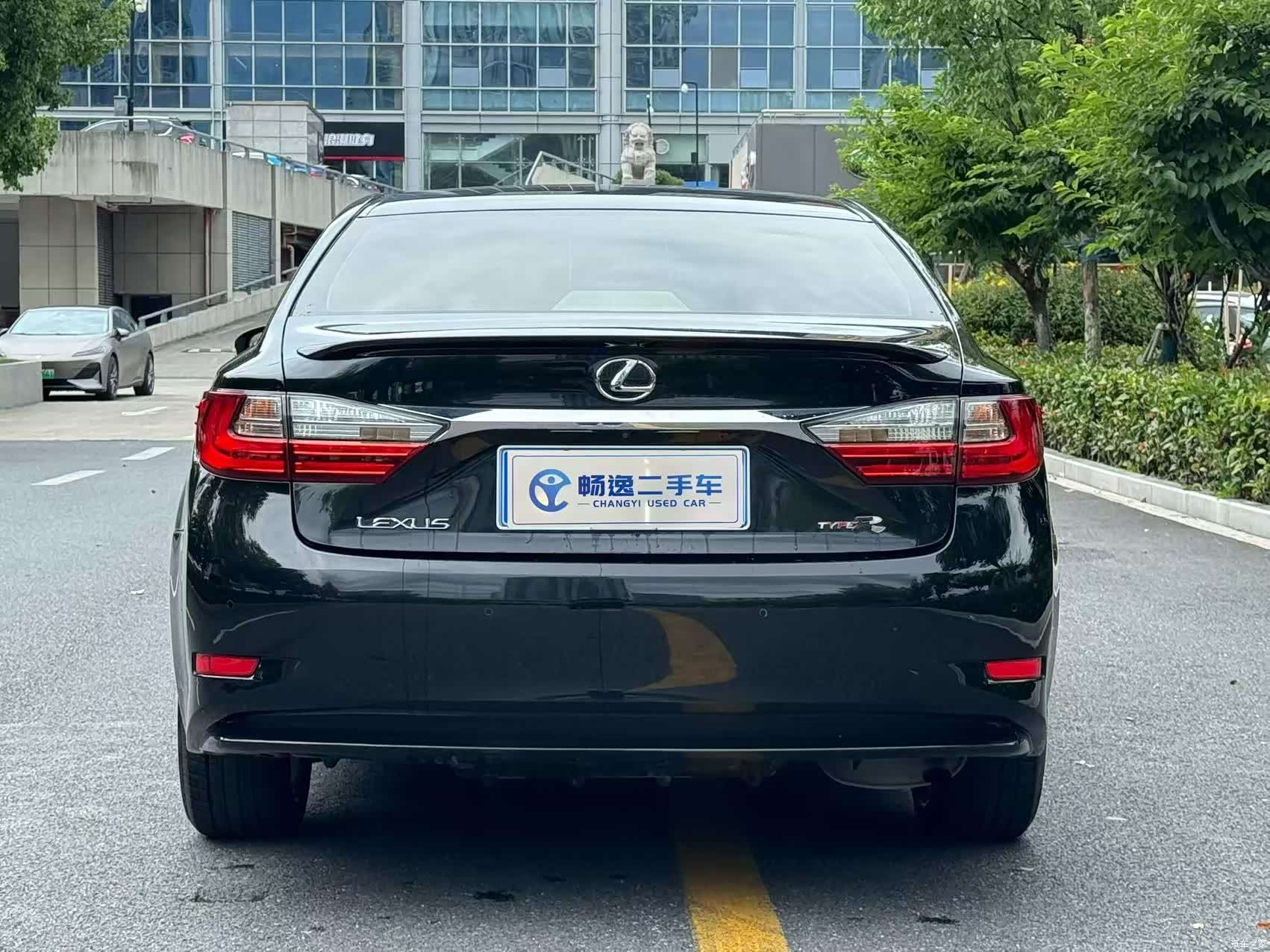 Lexus ES, 2016 все фото