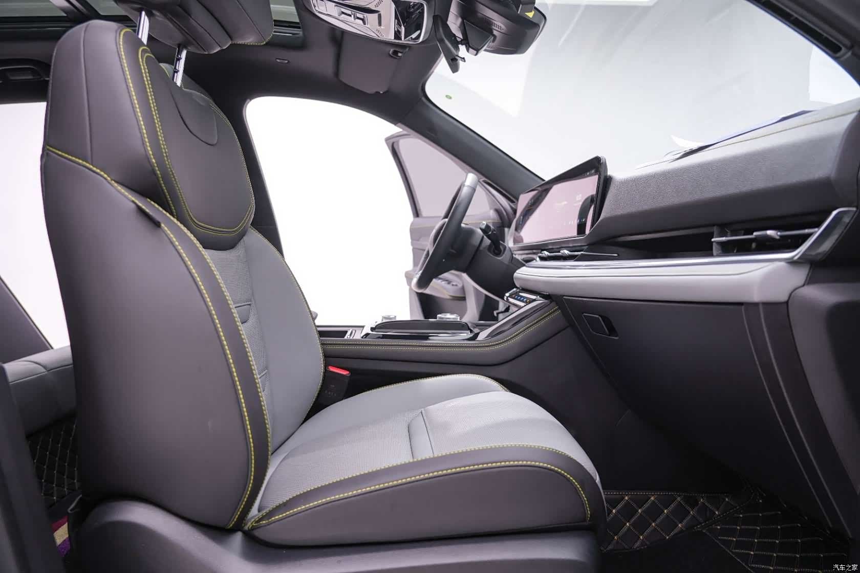 Ford Equator Sport, 2024 26
