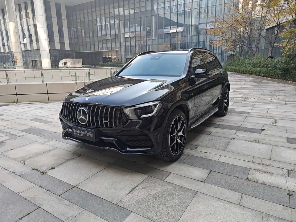 Mercedes-Benz GLC AMG