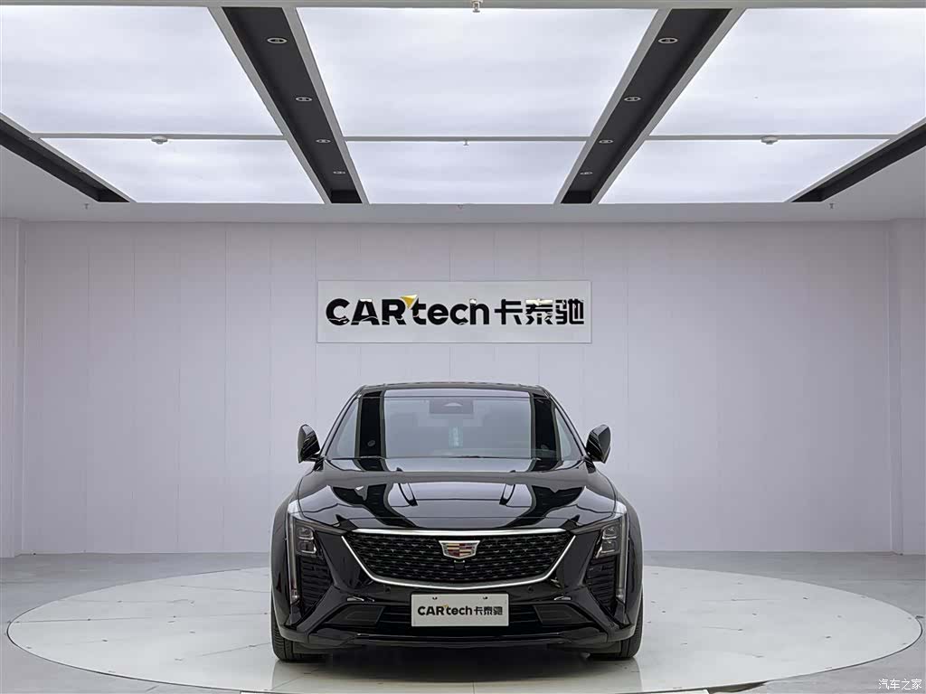 Cadillac CT5, 2024 2