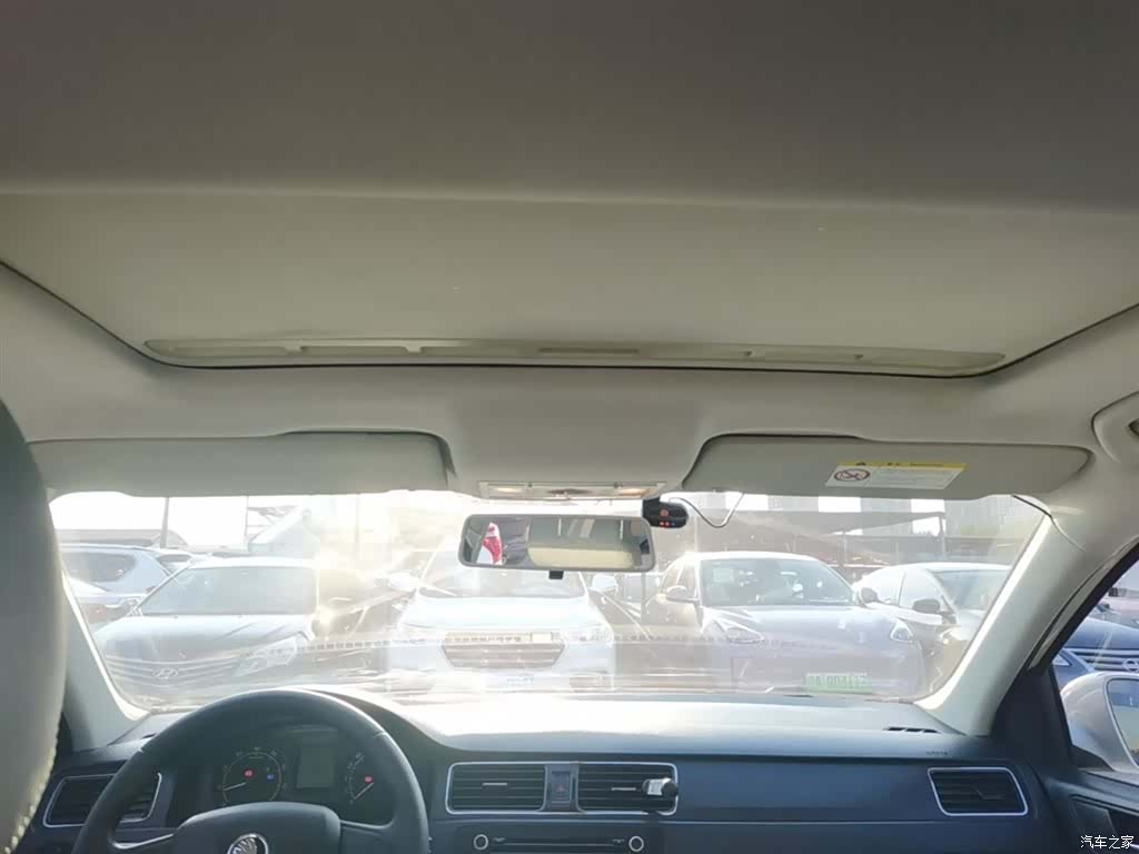 Skoda Rapid, 2015 18