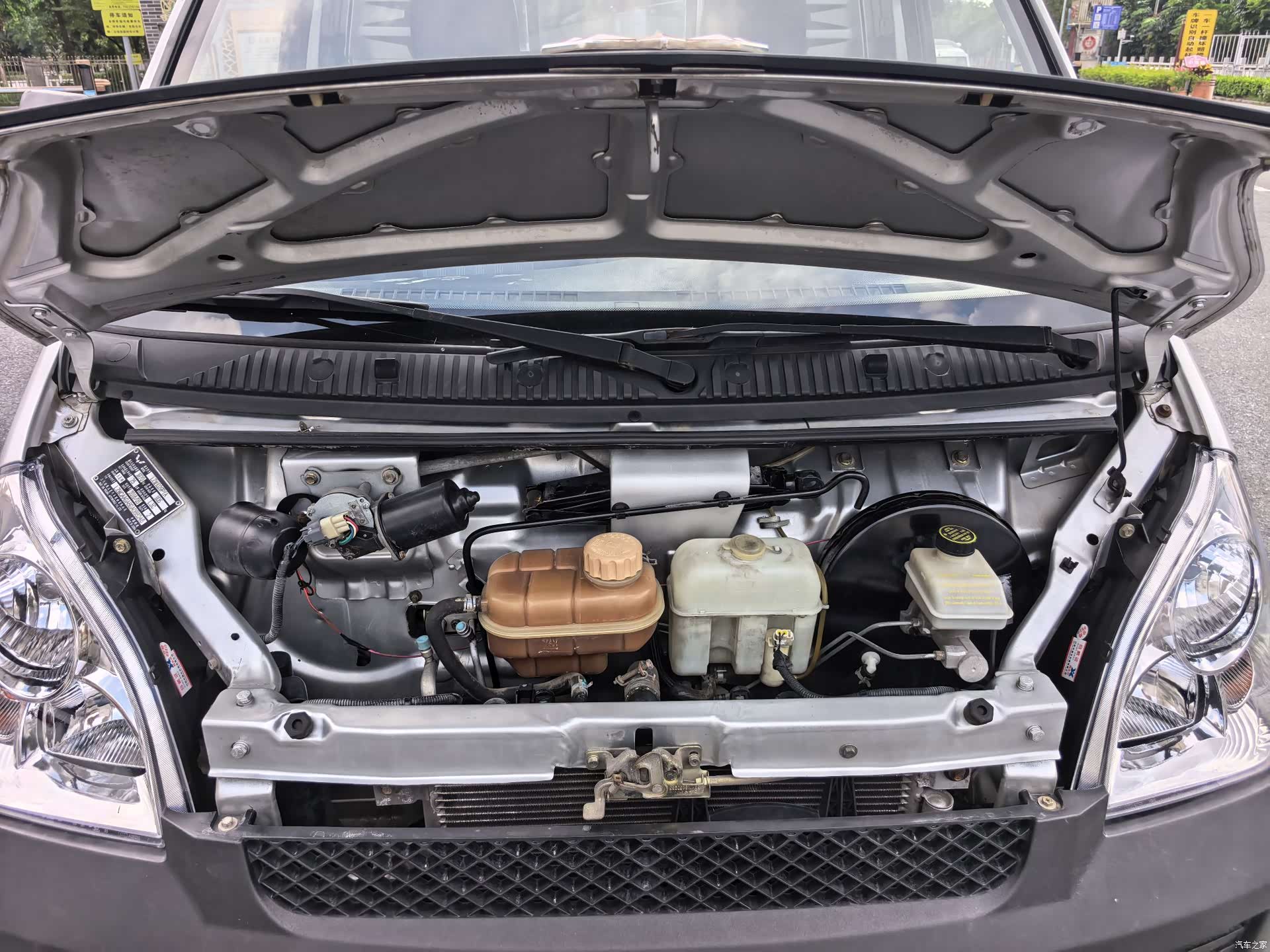 Wuling L3C, 2016 14