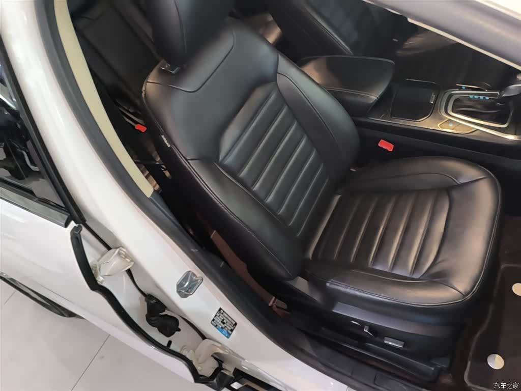 Ford Edge, 2018 25