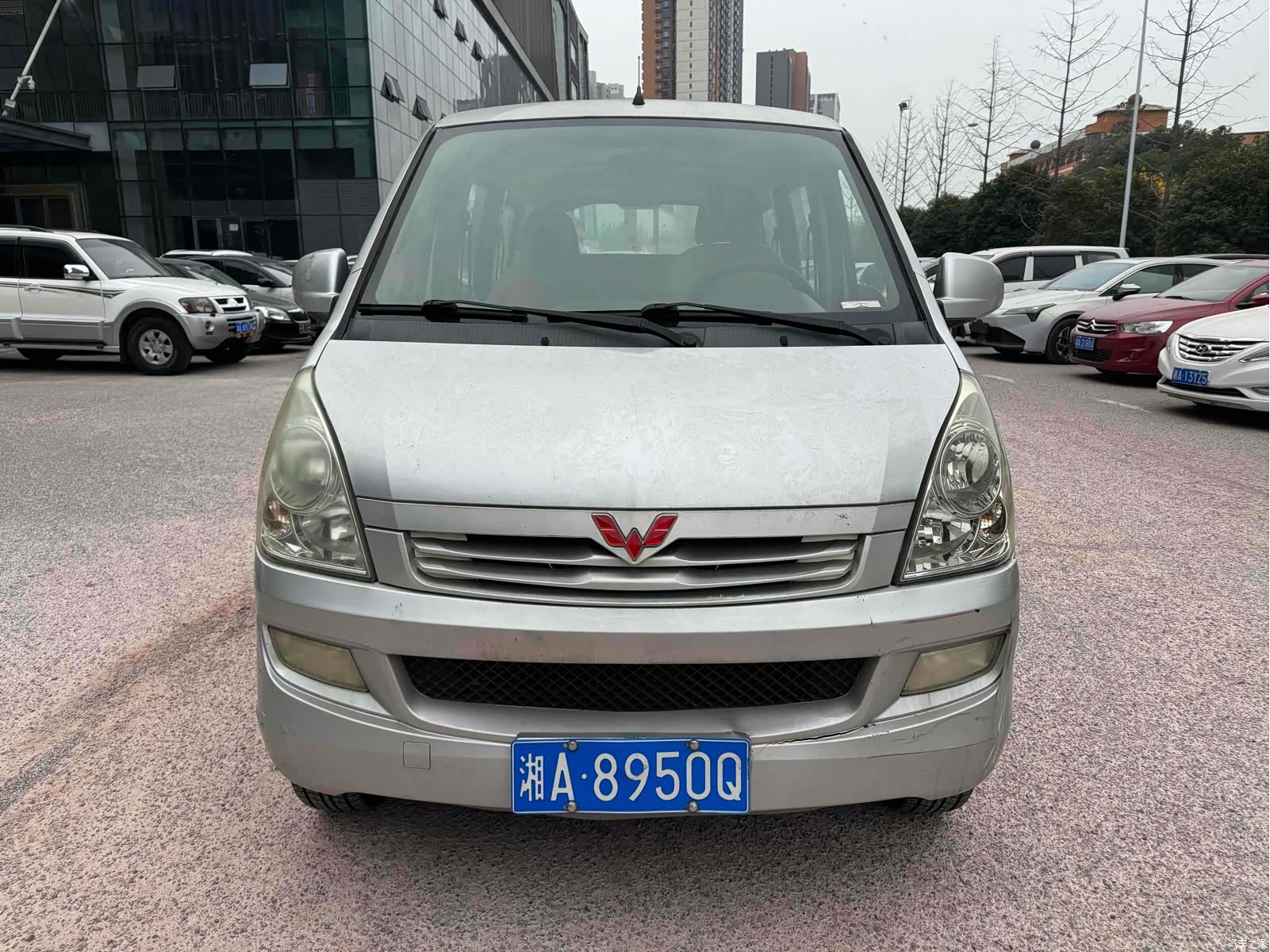 Wuling S, 2014 2