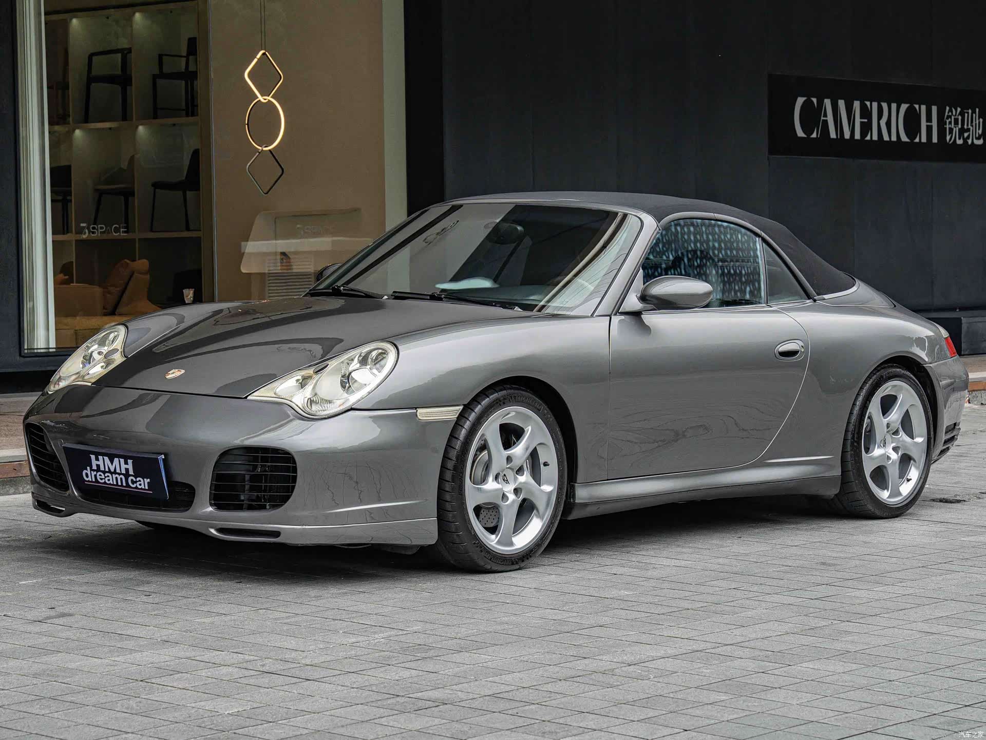 Porsche 911, 2004 1