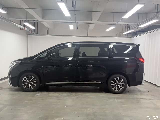 Trumpchi M8, 2025 4