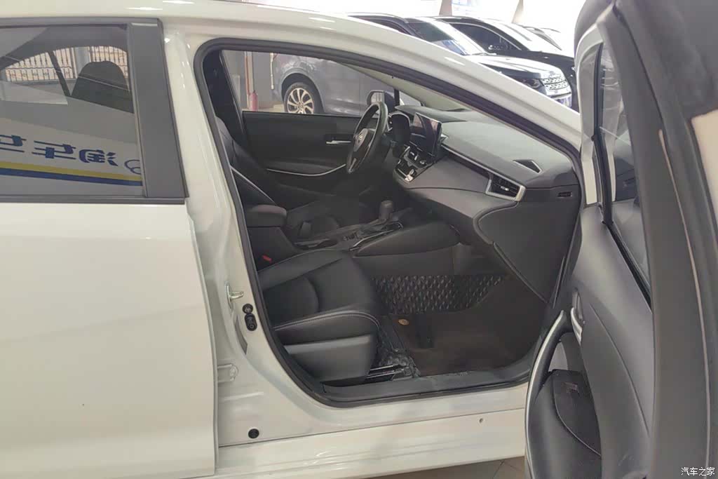 Toyota Corolla, 2022 8