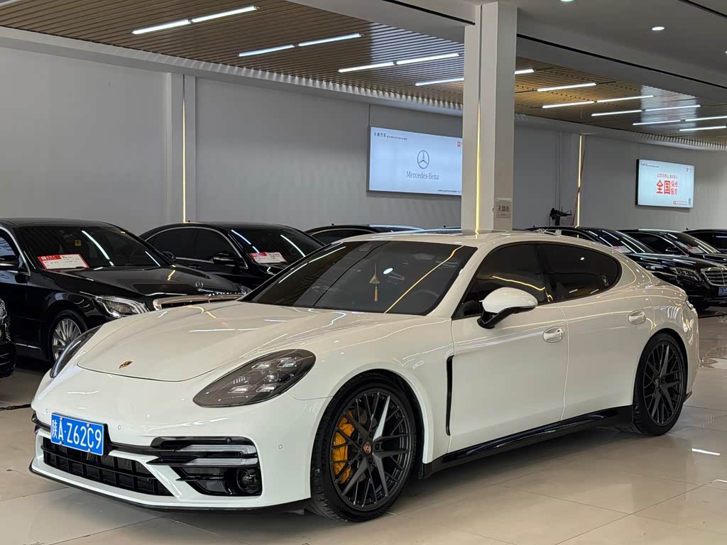 Porsche Panamera 2014 Panamera 4 3.0T