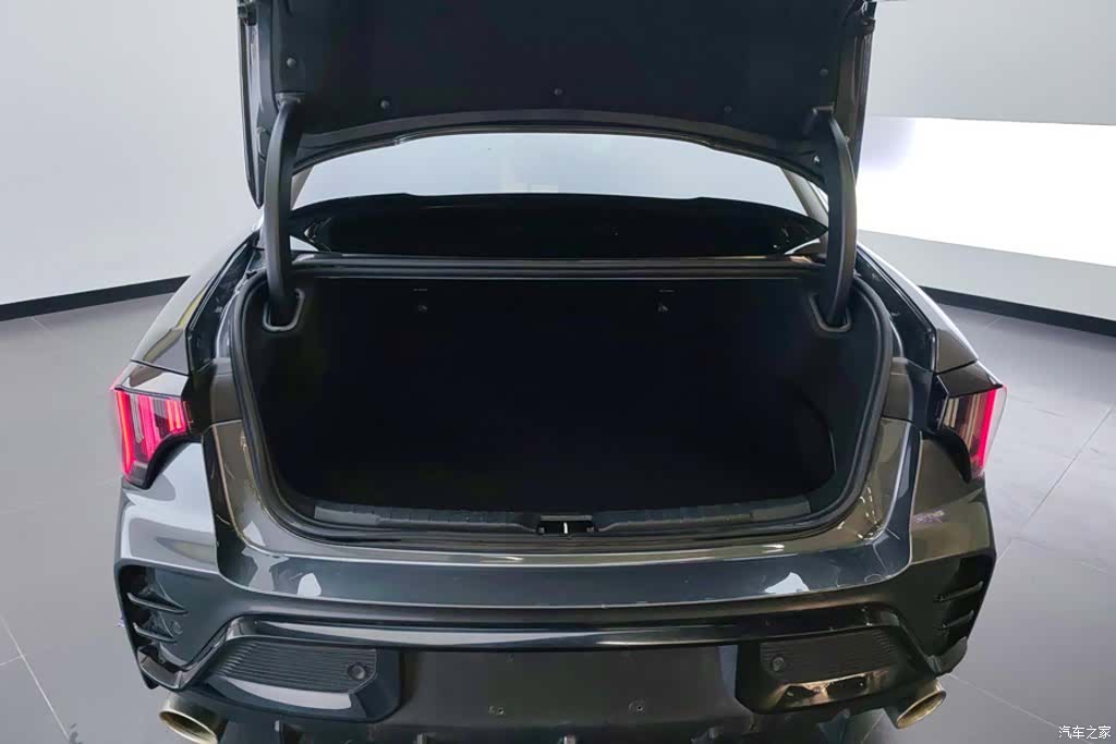 Lynk & Co 02, 2023 4
