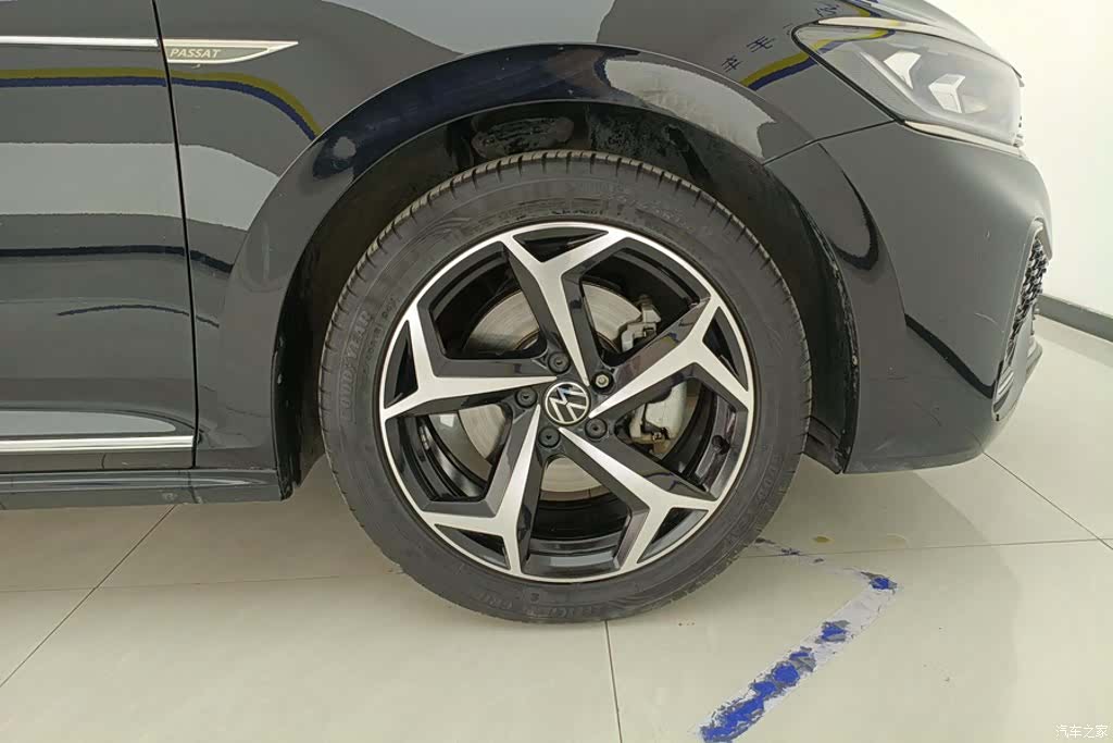 Volkswagen Passat, 2023 6