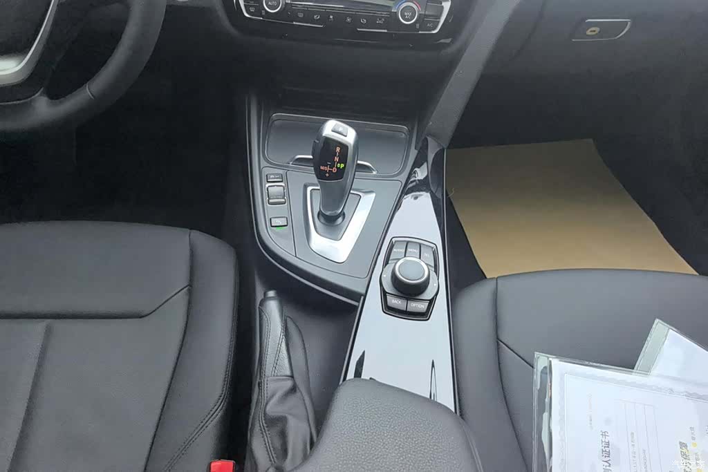 BMW 3 Series, 2017 16