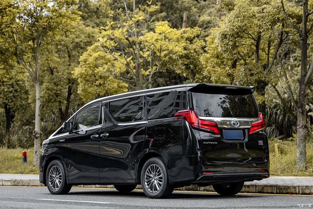 Toyota Alphard, 2019 14