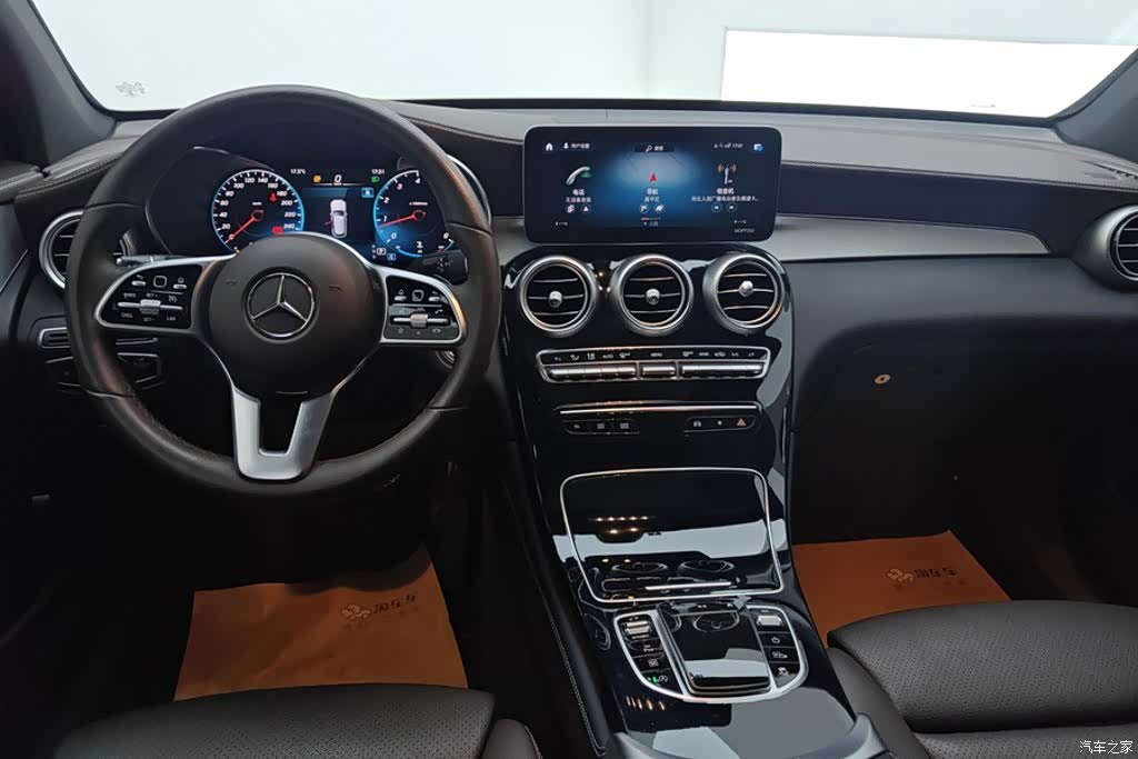 Mercedes-Benz GLC, 2021 12