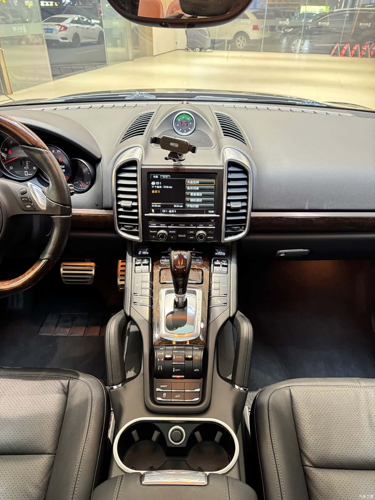 Porsche Cayenne, 2013 21