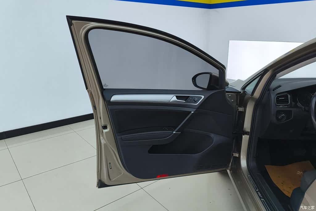 Volkswagen Golf, 2020 7