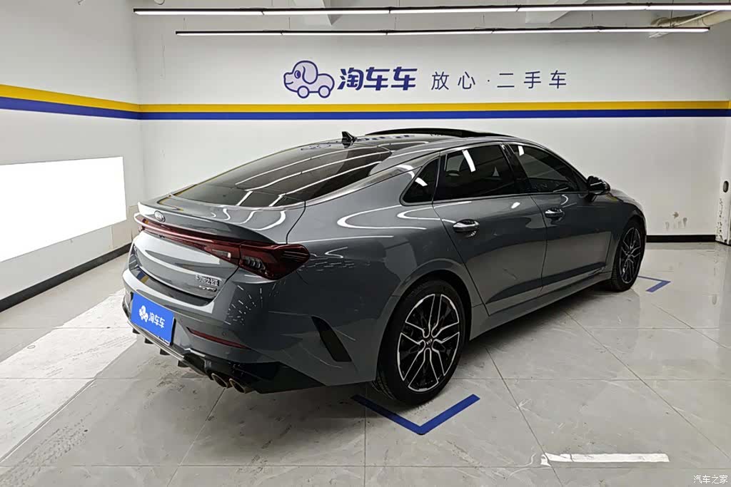 Kia K5, 2021 3
