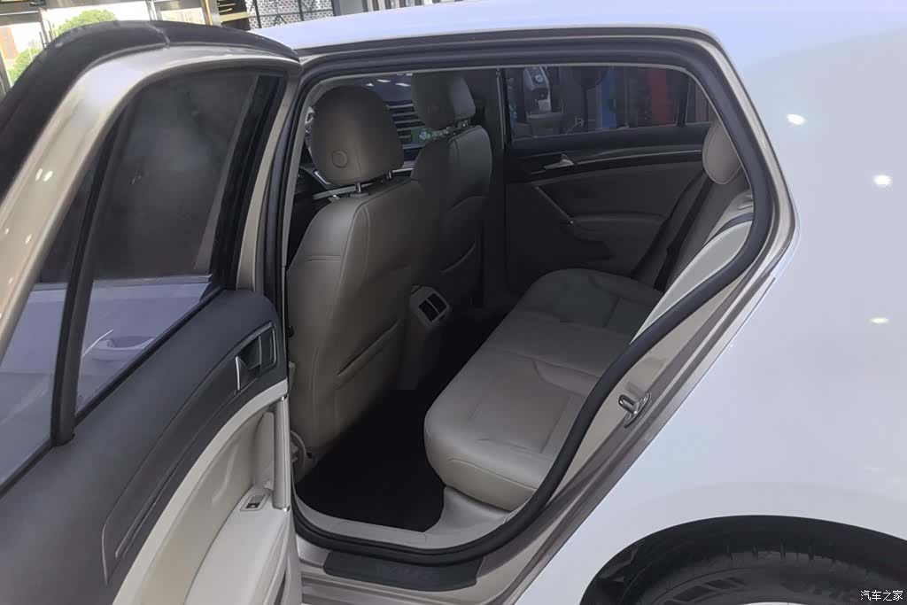 Volkswagen Golf, 2014 10