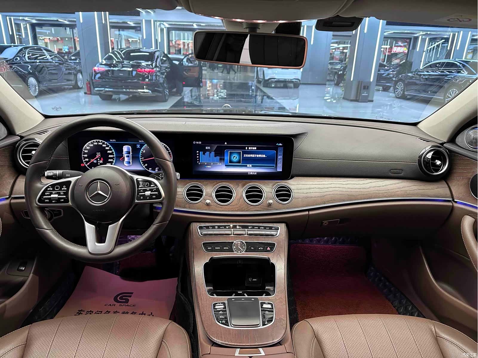 Mercedes-Benz E-Class, 2019 4