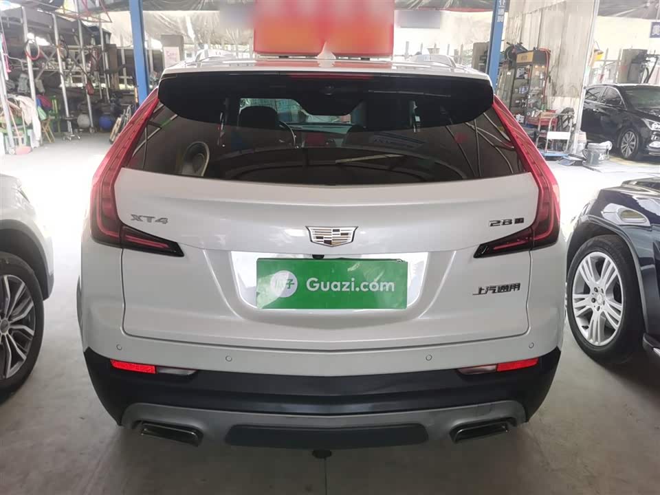 Cadillac XT4