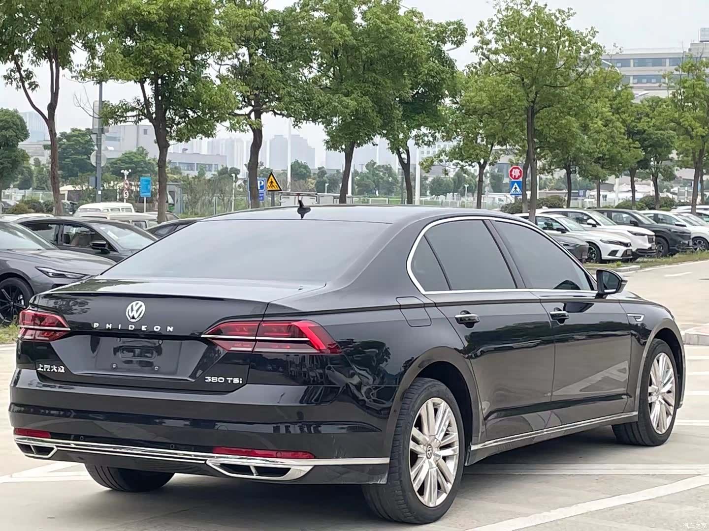 Volkswagen Phideon, 2017 9