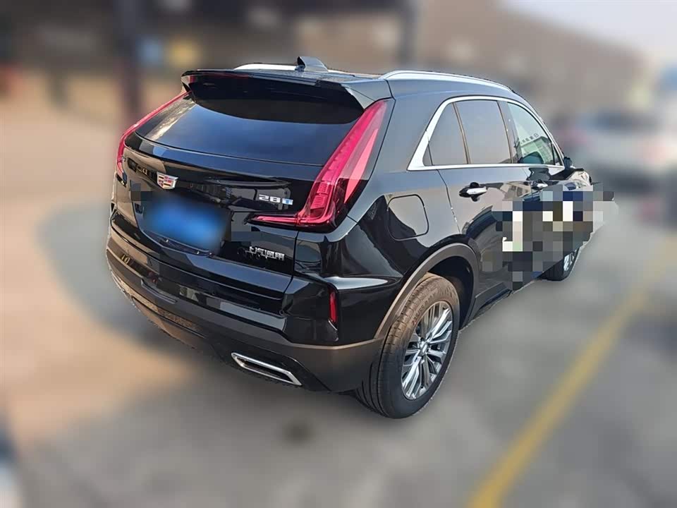 Cadillac XT4