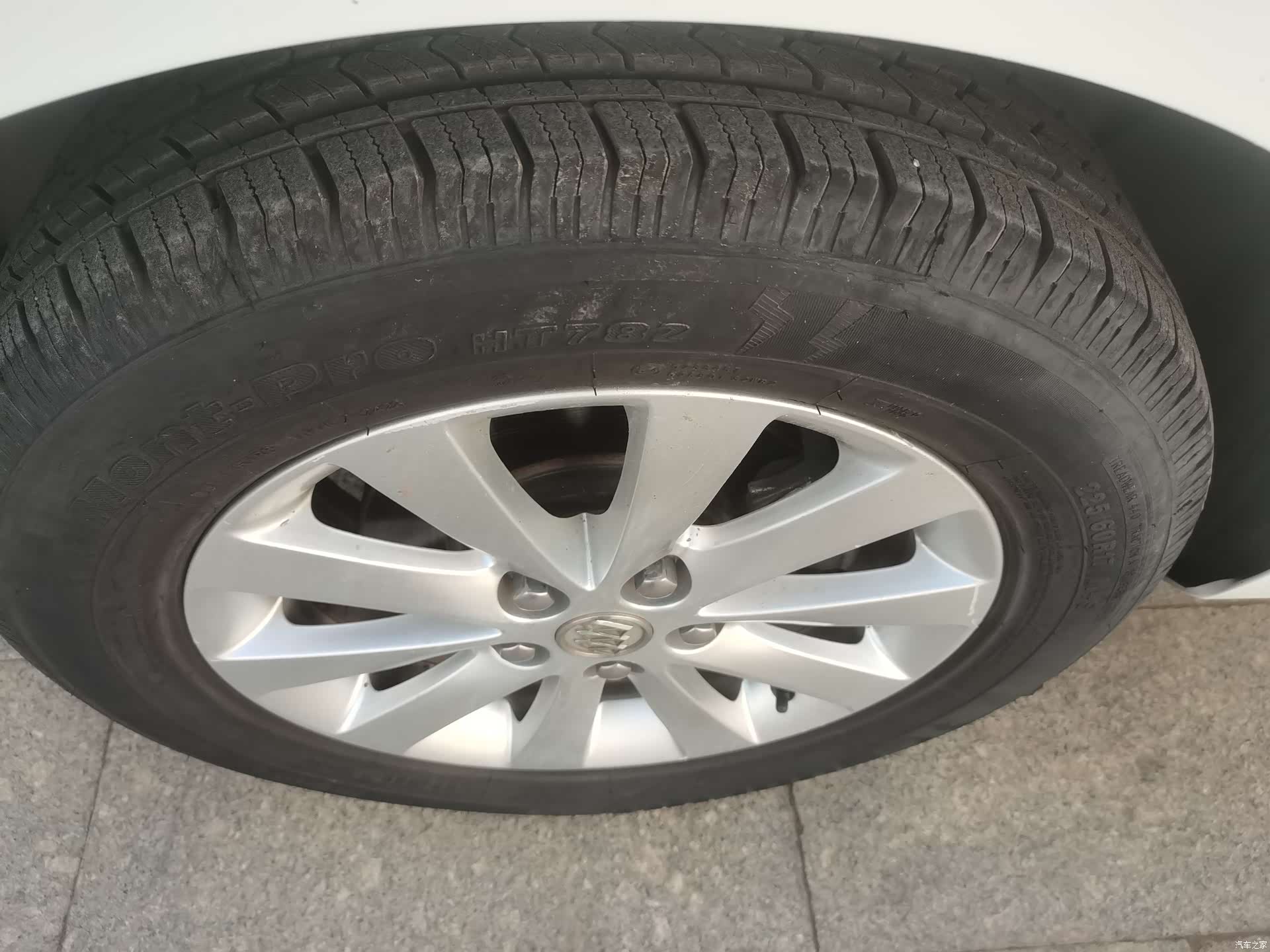Buick GL8, 2016 30