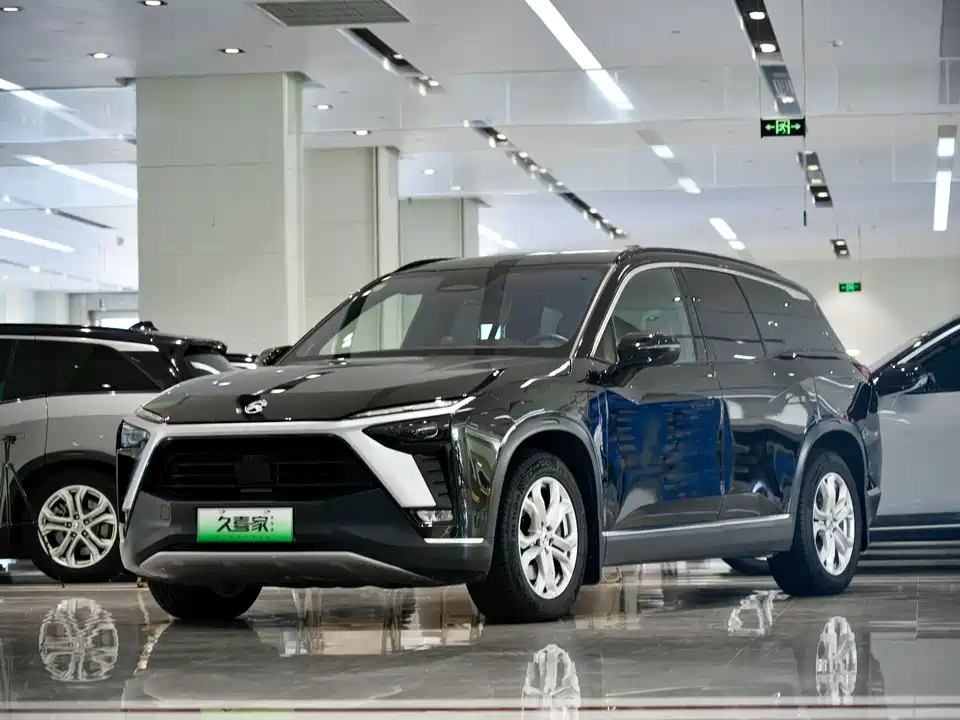 NIO ES8