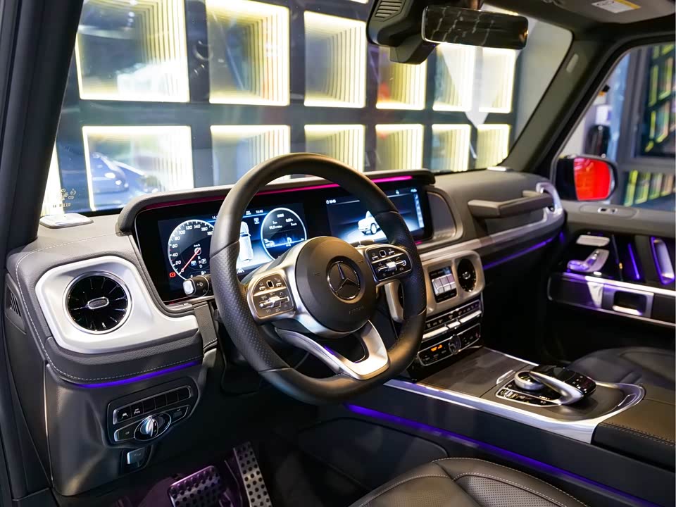 Mercedes-Benz G-class